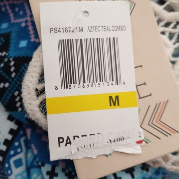 PINK ROSE AZTEC TEAL CROCHET BACK TOP SZ.M NWT - Picture 8 of 9